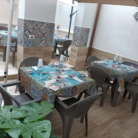 B&B Stella Maris Trapani Centro Eksteriør billede