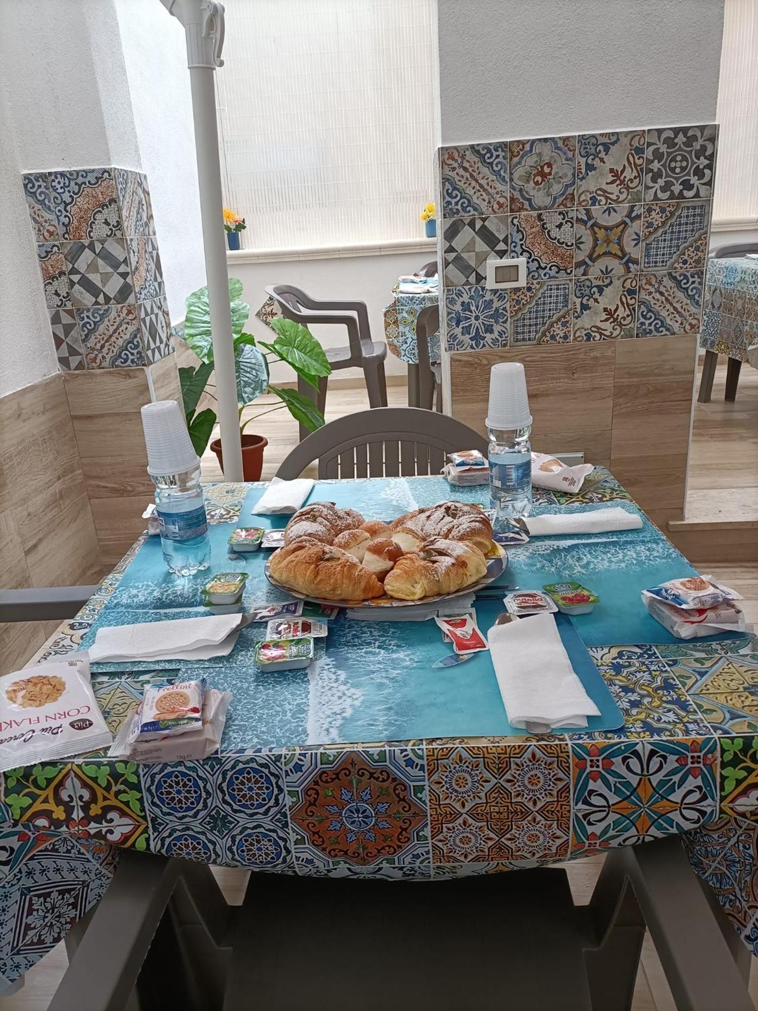 B&B Stella Maris Trapani Centro Eksteriør billede