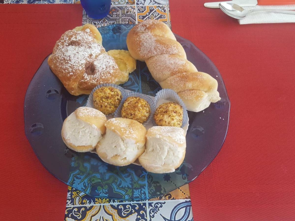 B&B Stella Maris Trapani Centro Eksteriør billede